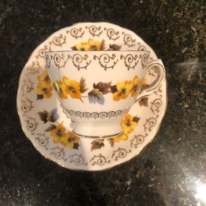 Vintage Clolclough England 8311 Footed Cup & Saucer 8oz with Yellow Gold Accents